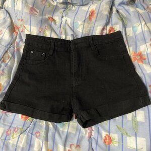 Black high-waisted denim shorts - Size L